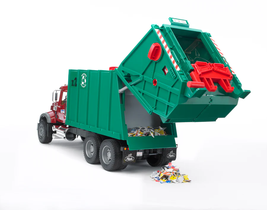 MACK Granite Garbage Truck