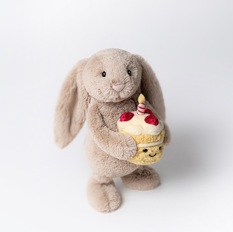 Bashful Beige Bunny 'Birthday'