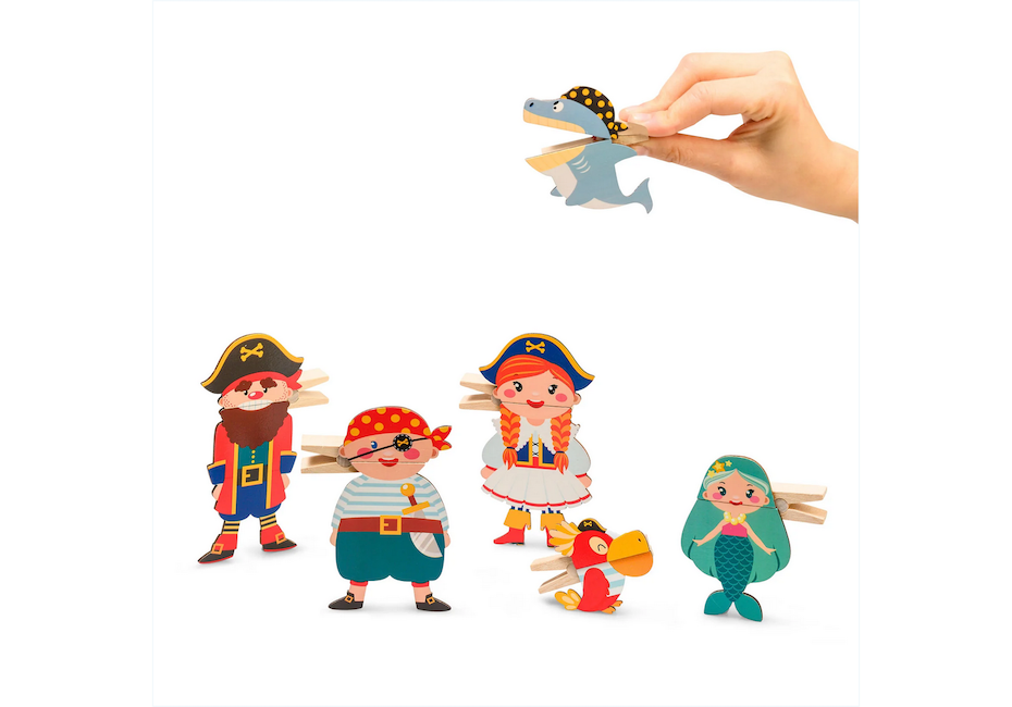 Pirate Clothespin Puppets