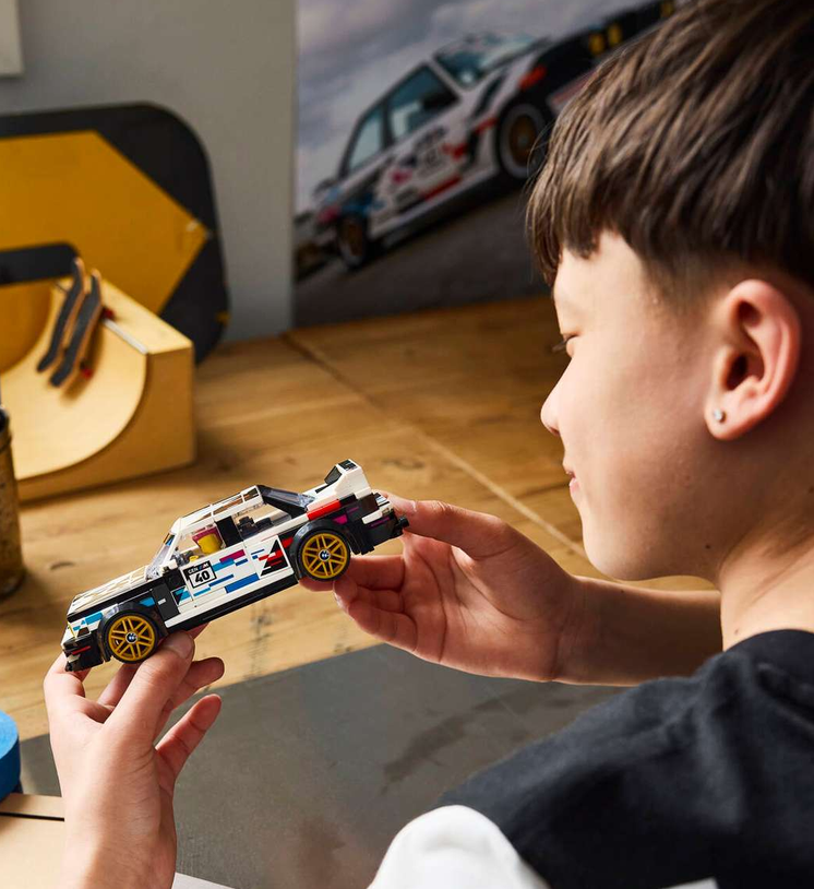 LEGO® Speed Champions BMW M3 (E30) 77263