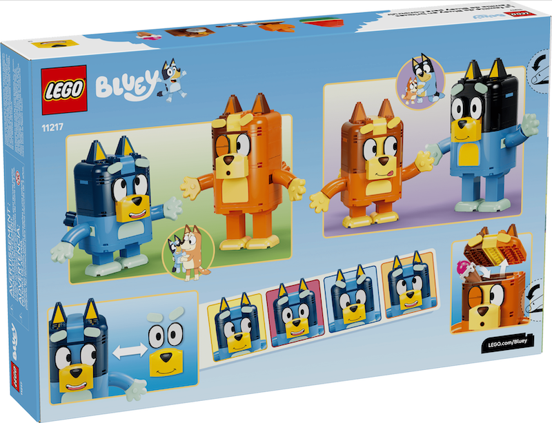 Brick-Built Bluey Family LEGO® 11217