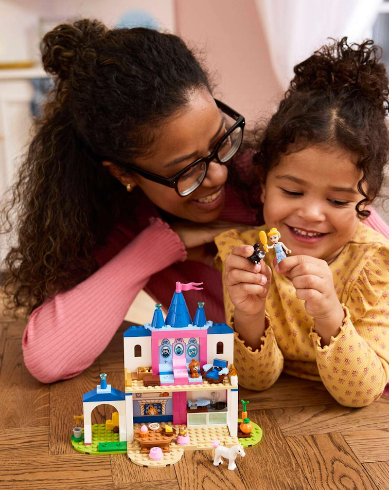 LEGO® ǀ Disney Cinderella Animal Friends Castle 43283