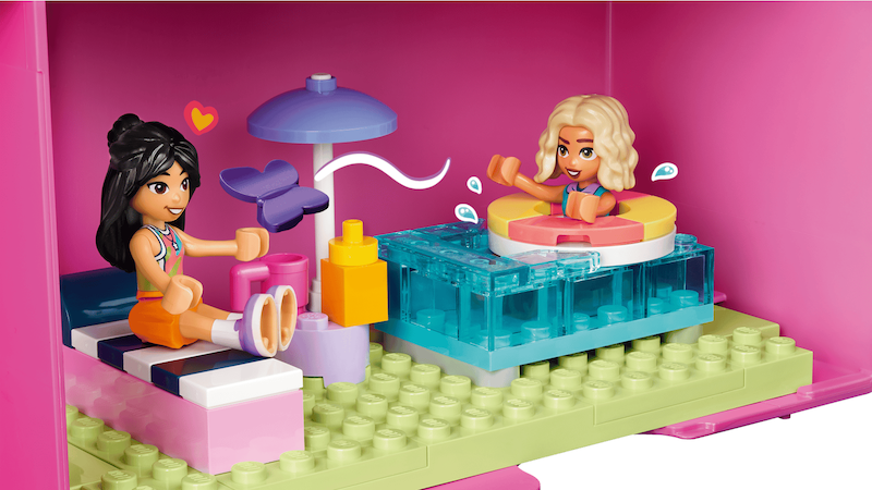 LEGO® Friends Creative Dollhouse Suitcase 42697