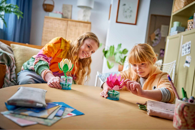 LEGO®  Botanicals Water Lilies 11511