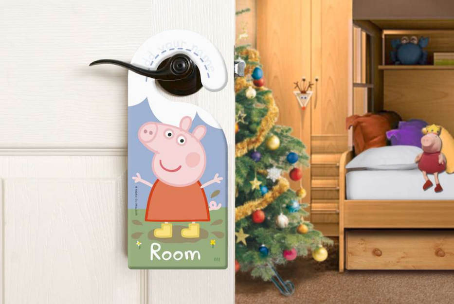 Peppa Pig Christmas with Door Hanger - 33 Pieces Puzzle