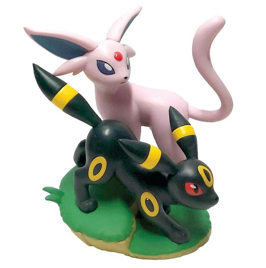 Pokémon Scarlet & Violet Prismatic Evolution Premium Figure Collection