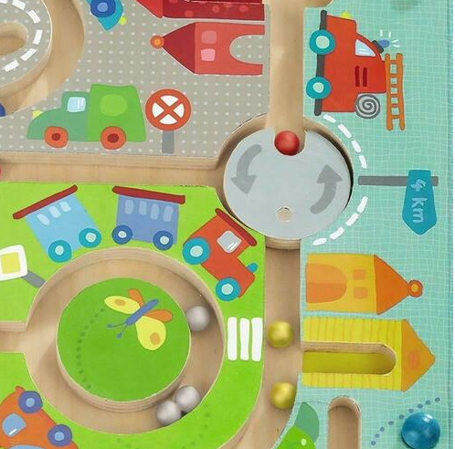 Magnetic Game Town Maze
