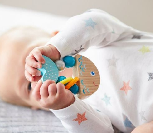 Rattlefish Clutching Toy